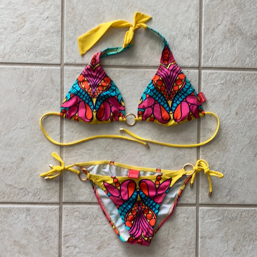 NWT Red Carter South Beach 1960s inspired yellow paisley Bikini set